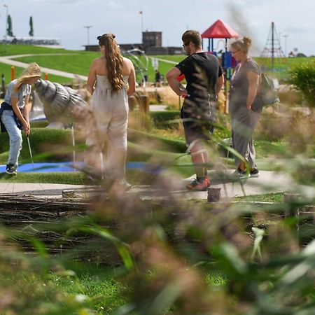 Tiny House Pioneer 18 Zur Meerseite - Green Tiny Village Harlesiel カロリーネンジール エクステリア 写真